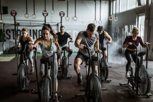 CrossFit против Orangetheory: Какая тренировка лучше? | U.S. News